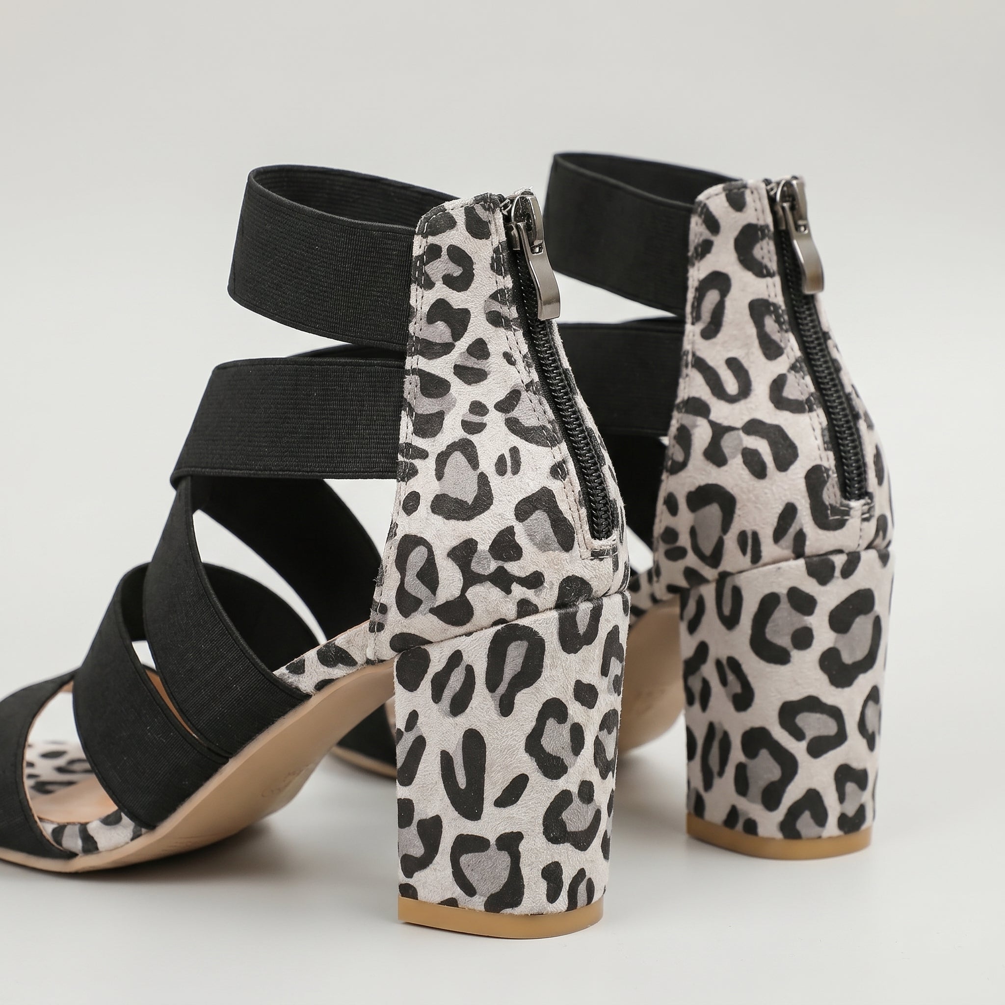 Chaussures à talons hauts épais, imprimé léopard blanc